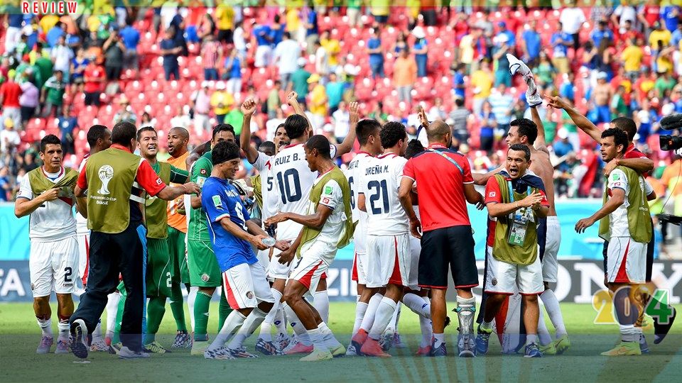 Kosta Rika memastikan diri jadi negara pertama yang lolos dari Grup D. Copyright: &copy; Eli Suhaeli-INDOSPORT-Getty Images
